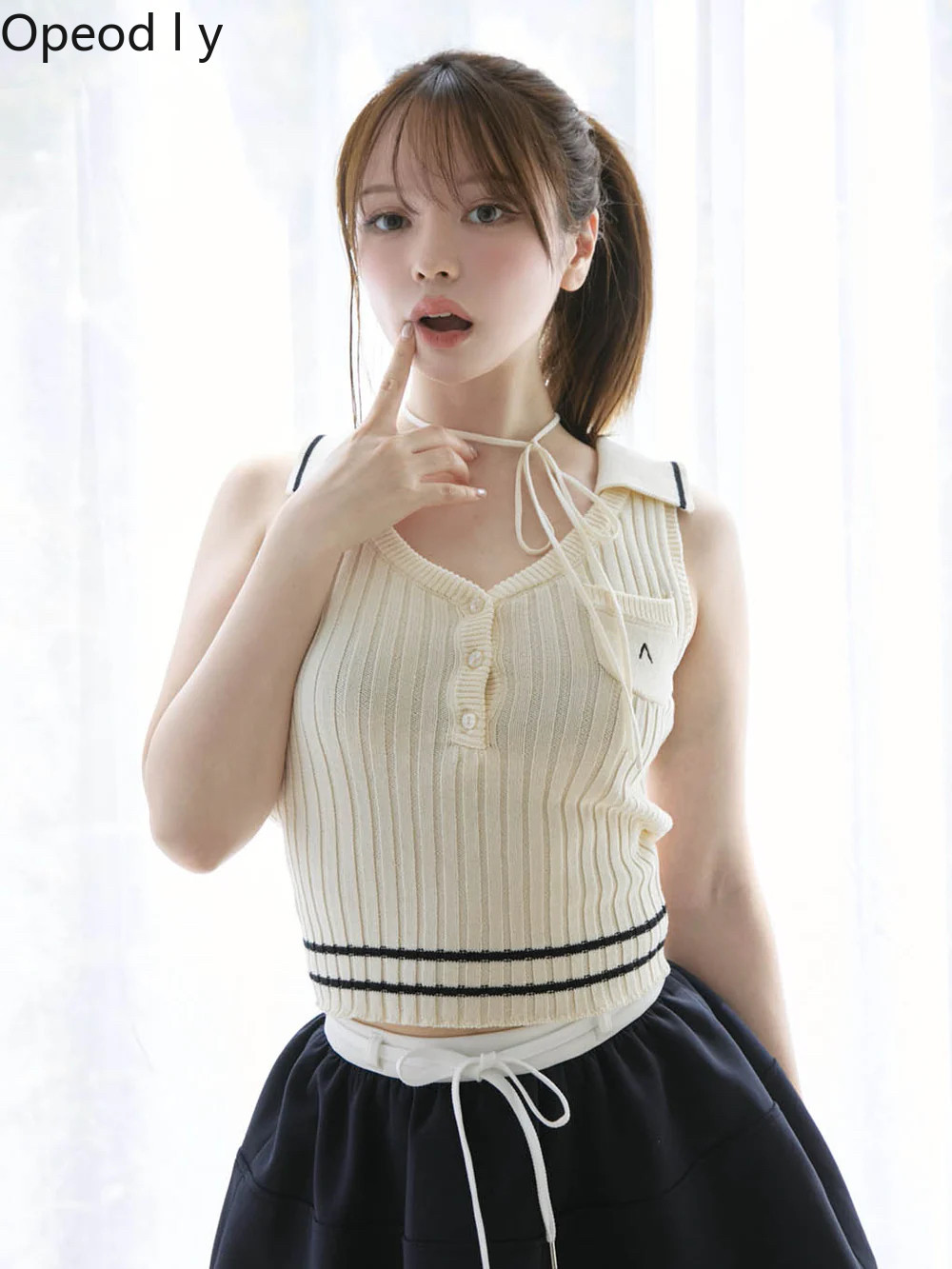 Japanese Sweet Lapel Twist V-n – Suspender Tank Top recenzja i cena